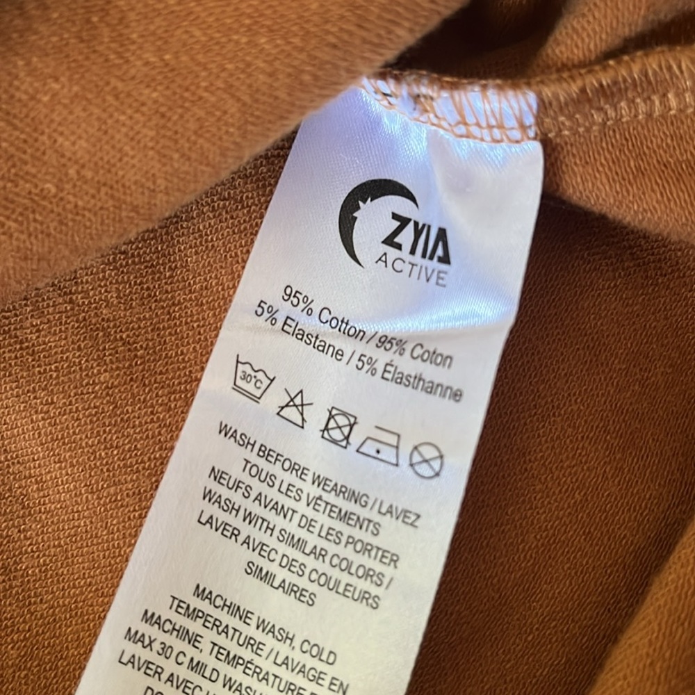 Zyia short sleeve hoodie - Picture 3 of 6